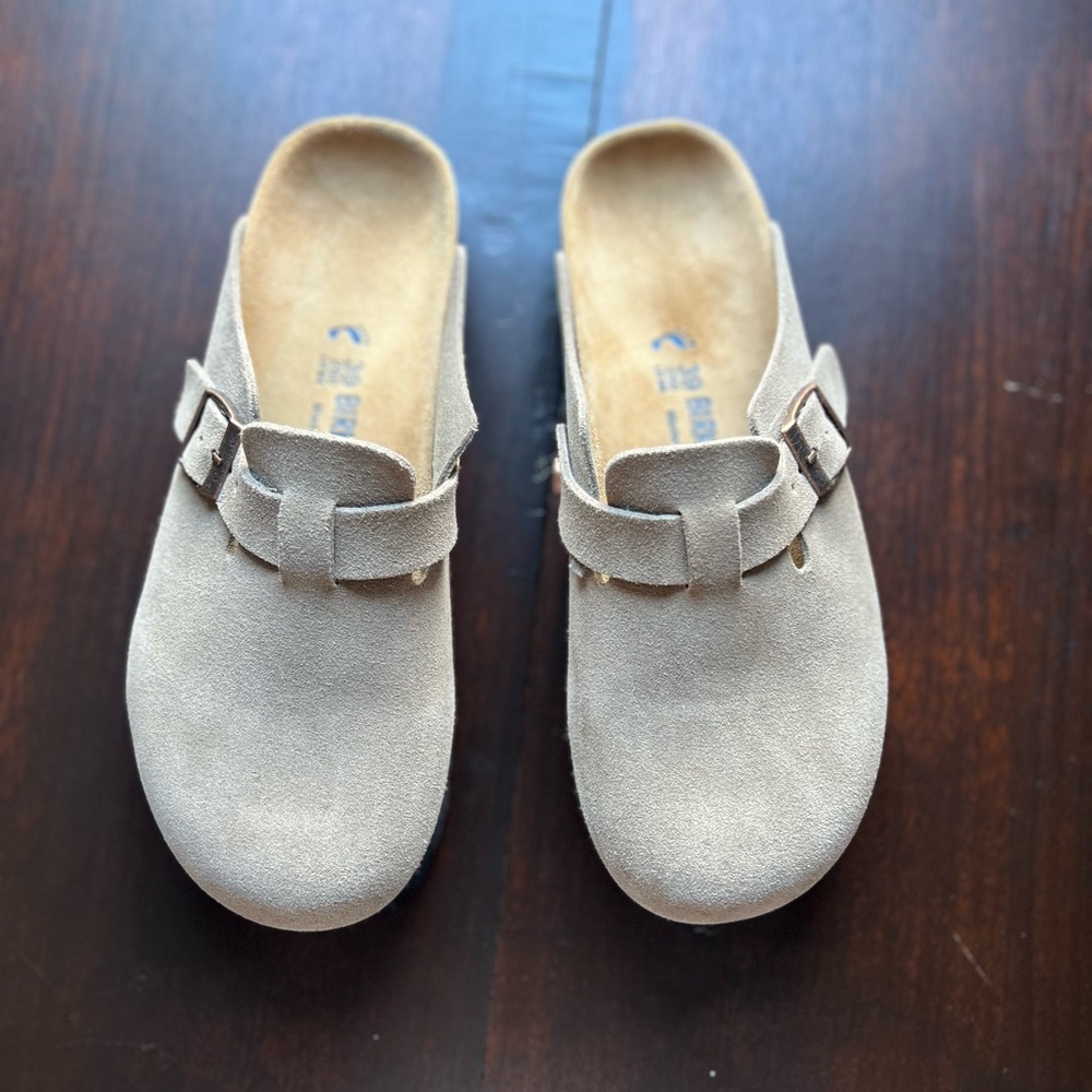 Birkenstock Boston Suede Taupe Clogs